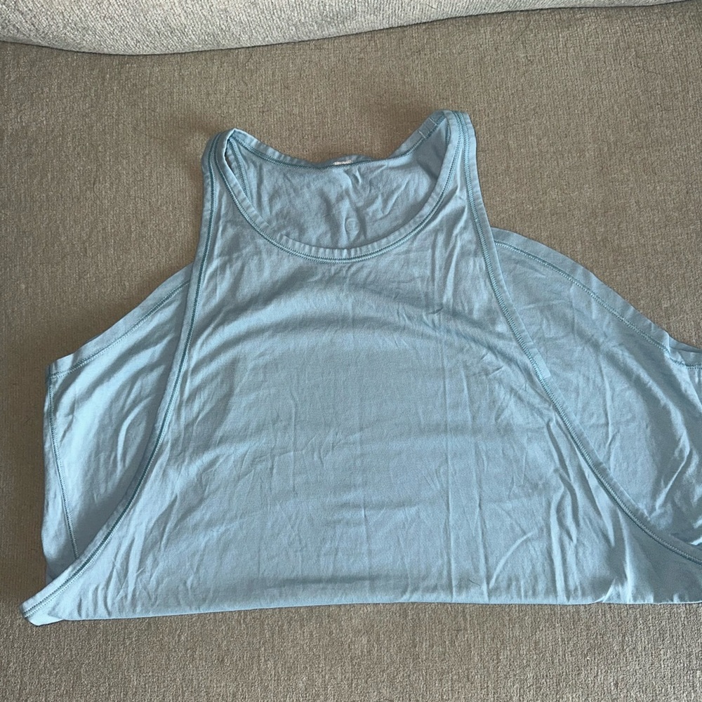 Lululemon tank top